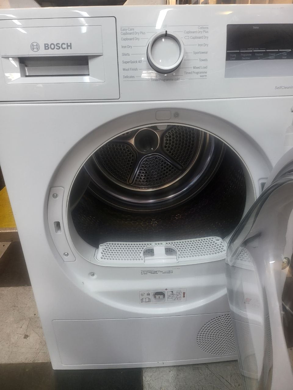 Bosch Series 4 8kg Heat Pump Tumble Dryer - A++ Rated - White