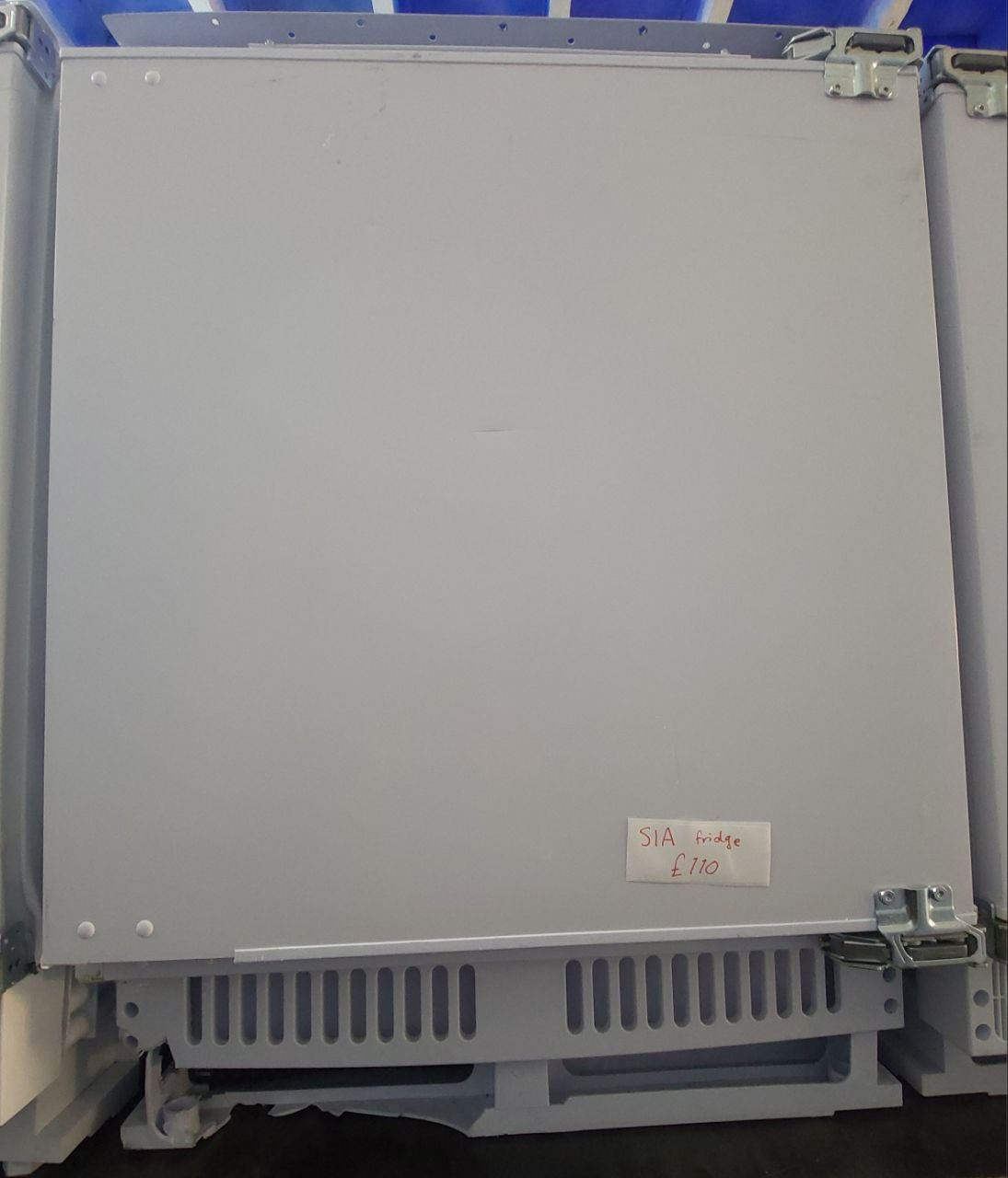 SIA integrated Undercounter Fridge H: 80 cm W: 60 cm