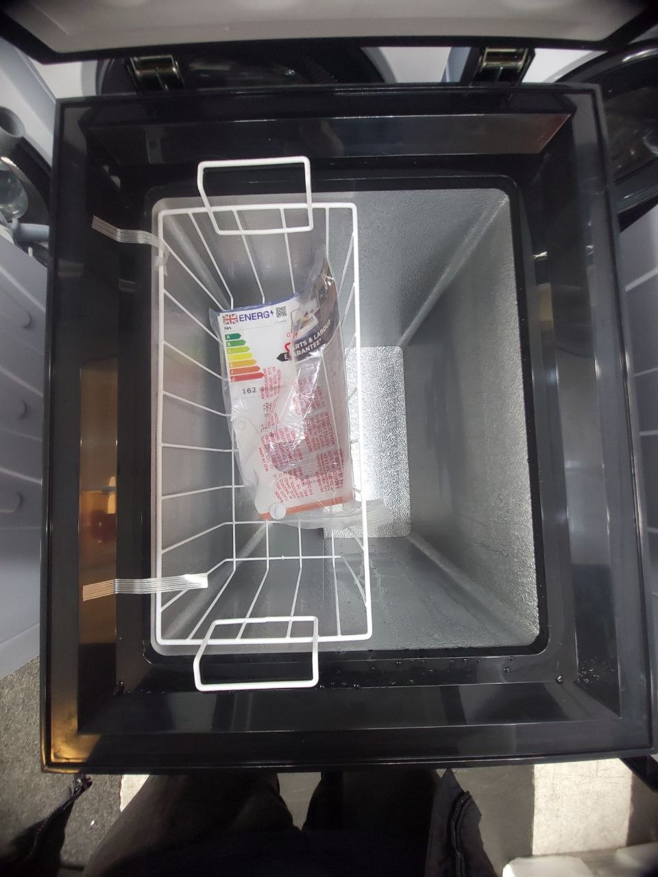SIA chest freezer slimline H: 85 cm W: 47 cm 78L