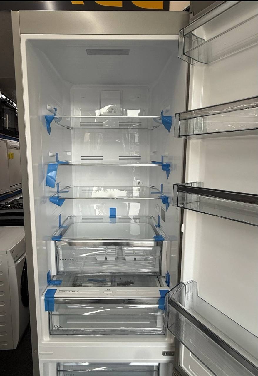 AEG RCB636E2MX 6000 TwinTech® No Frost Fridge Freezer 201 cm