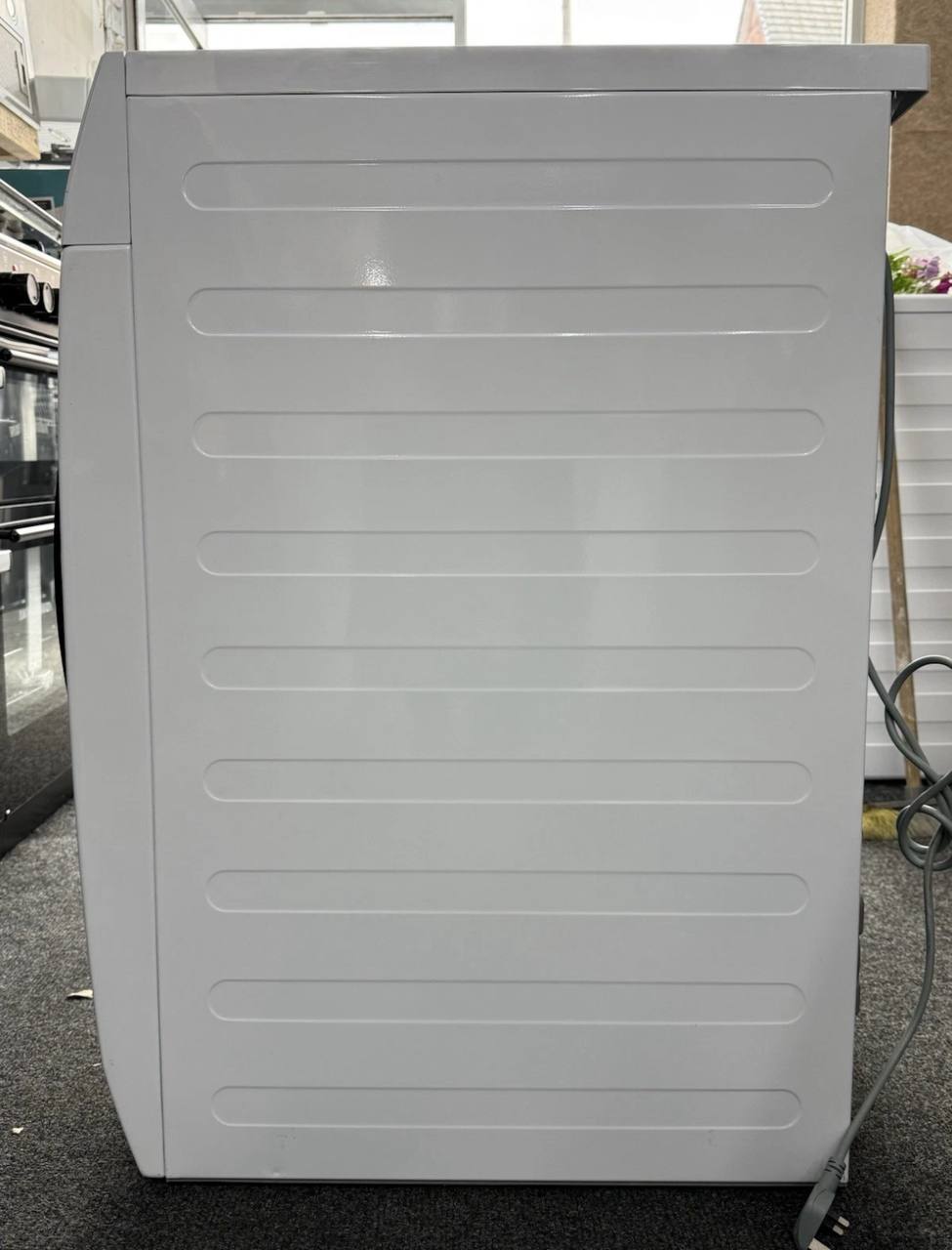 AEGTR719A4B Freestanding Heat Pump Tumble Dryer, 9kg Load, White