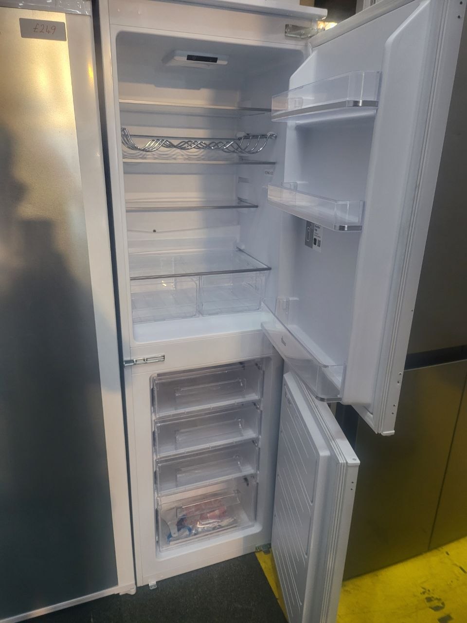 Hoover integrated Fridge Freezer