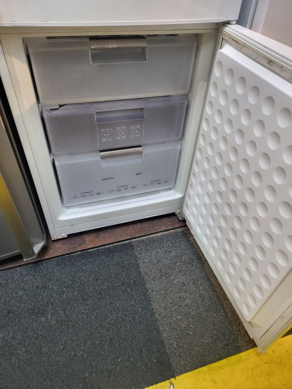 Siemens fridge/freezer second hand £99  Second hand