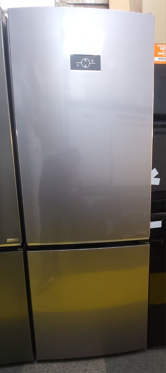 Beko Fridge/Freezer £349 H: 190 cm W: 70 cm Fridge: 115 cm Freezer: 70 cm