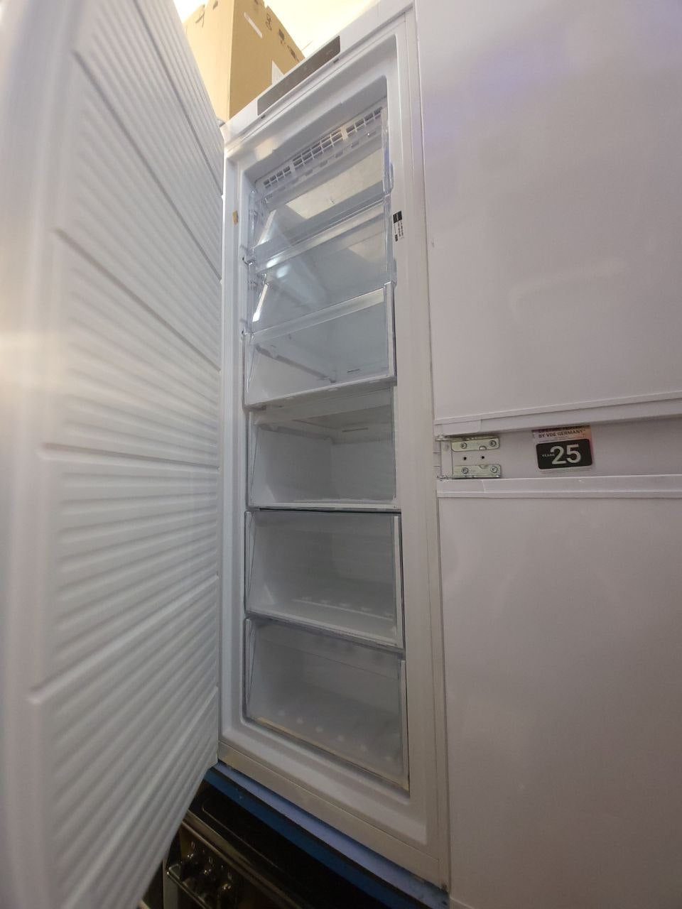 Hotpoint Tall freezer