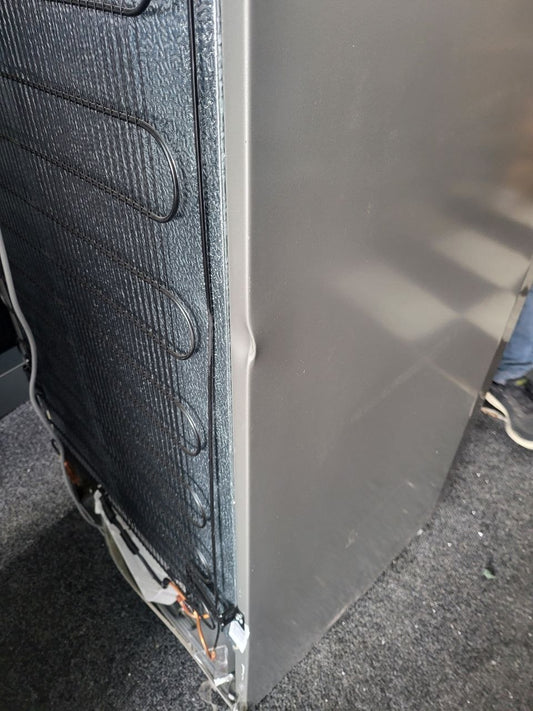 Beko Tall Fridge&nbsp; H: 168 cm W: 59 cm