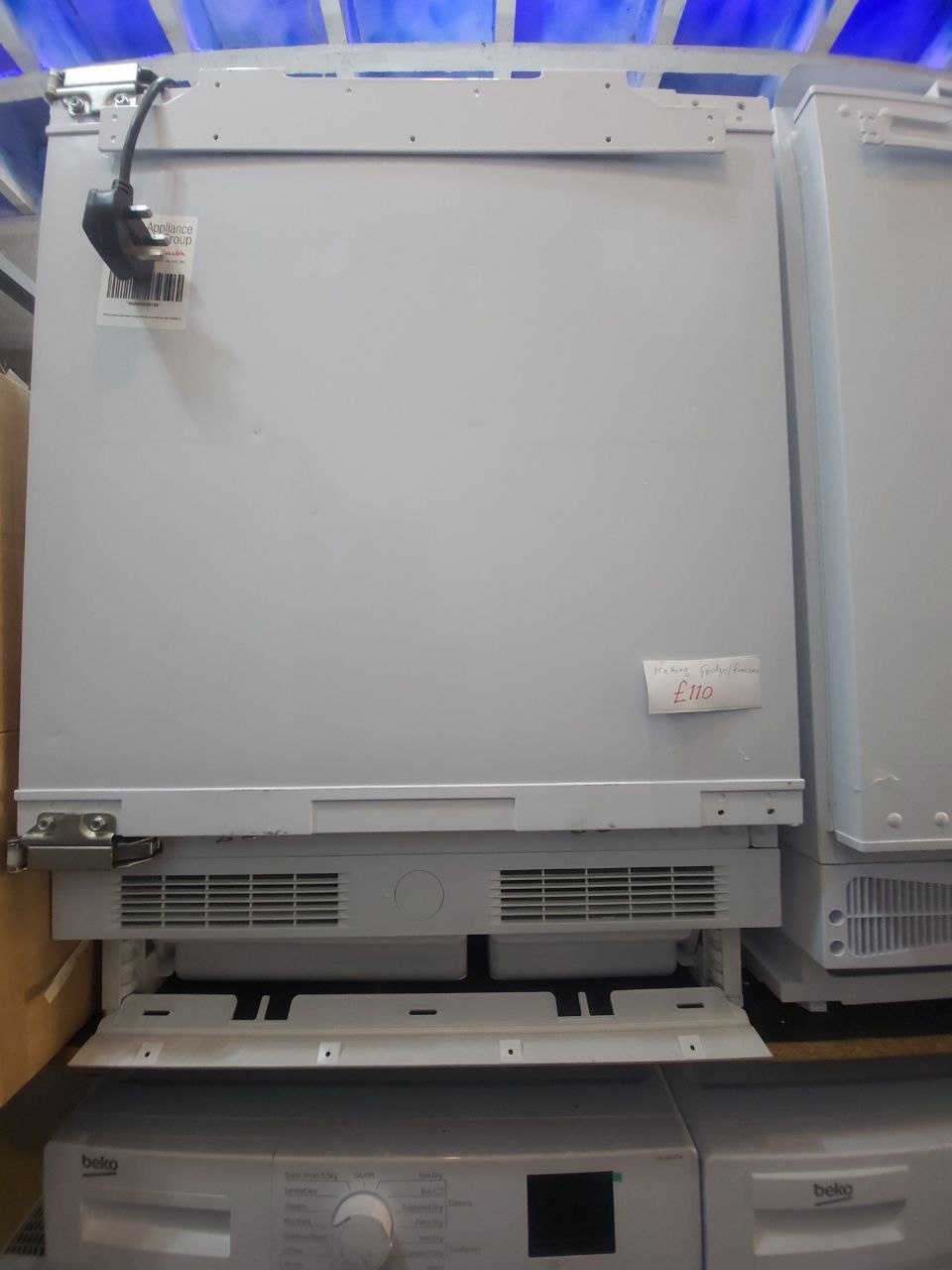 Iceking integrated Undercounter Fridge/Freezer&nbsp;