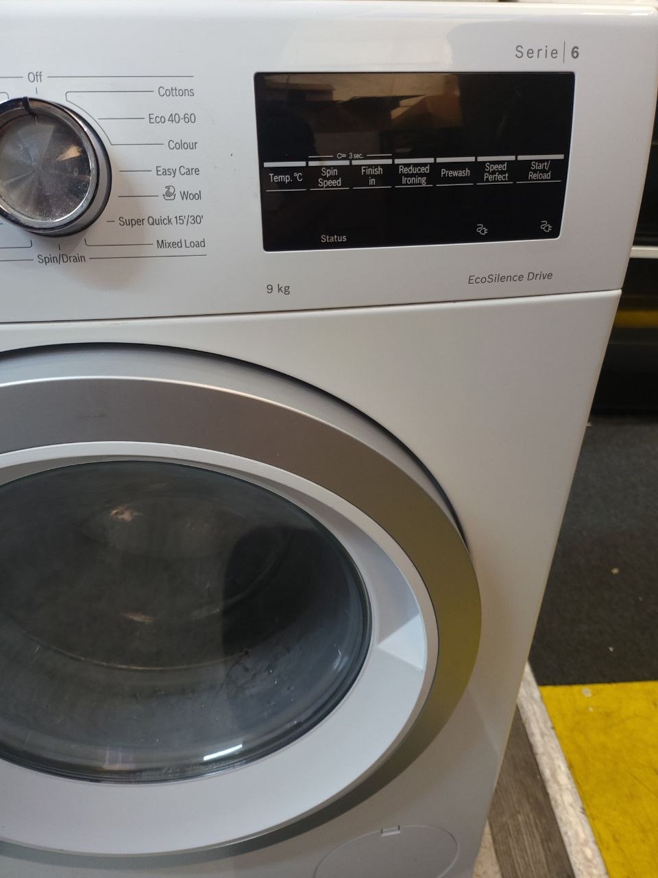 Bosch washing machine 9kg £189