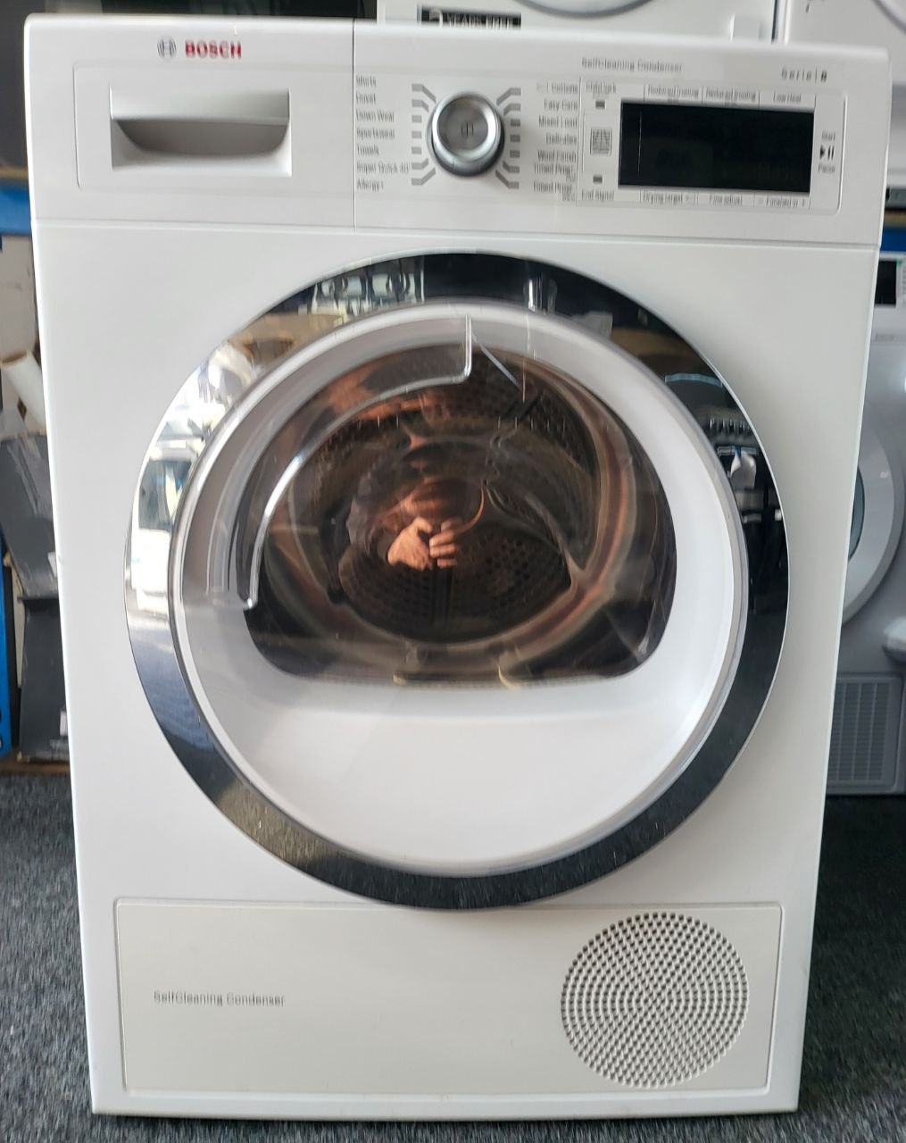 BOSCH Serie 8 WTW87560GB Heat Pump Tumble Dryer A++ 9kg White