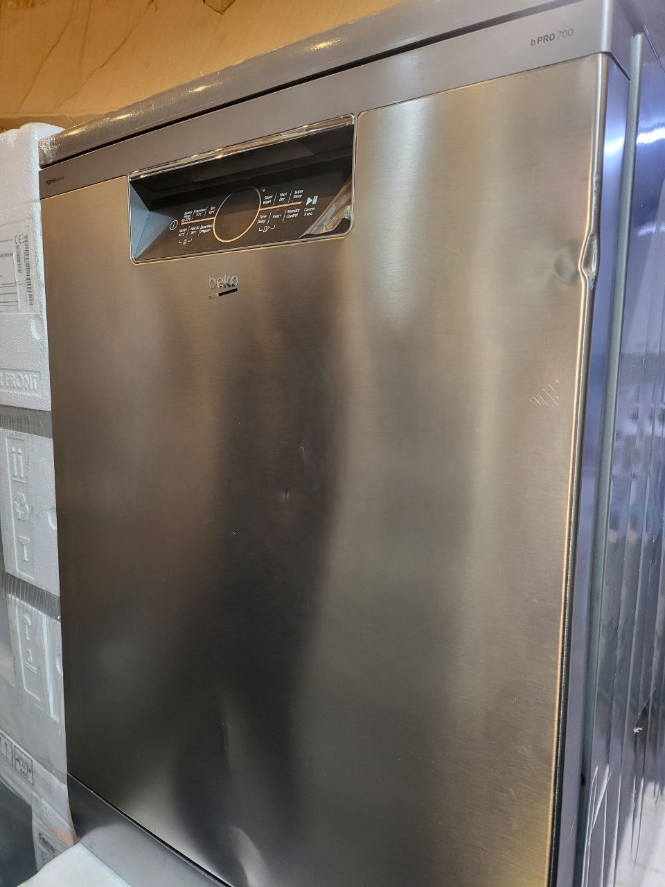 Beko 60 cm Dishwasher Stainless steel