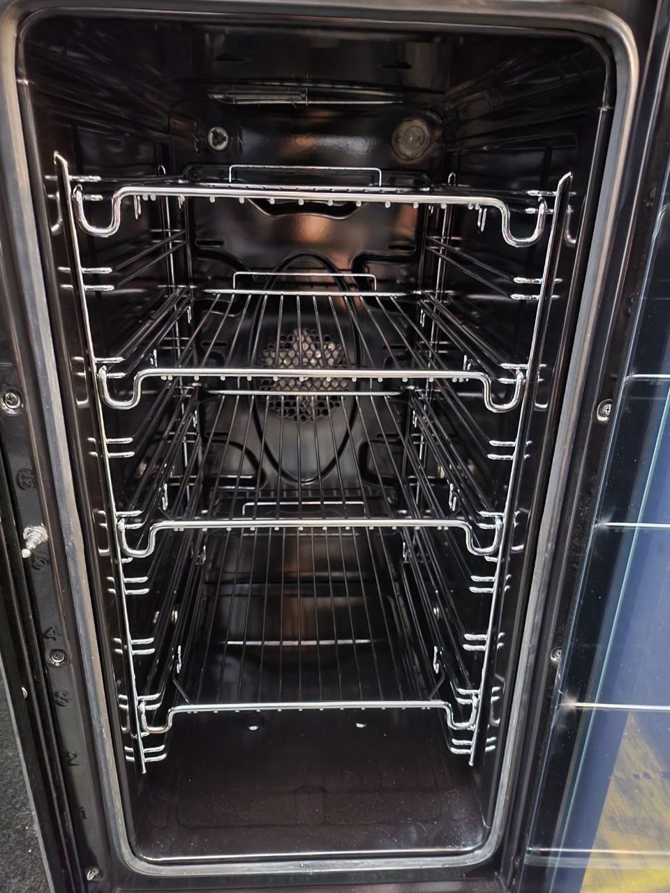 Beko electric range cooker; 90 cm Model: KDVC90
