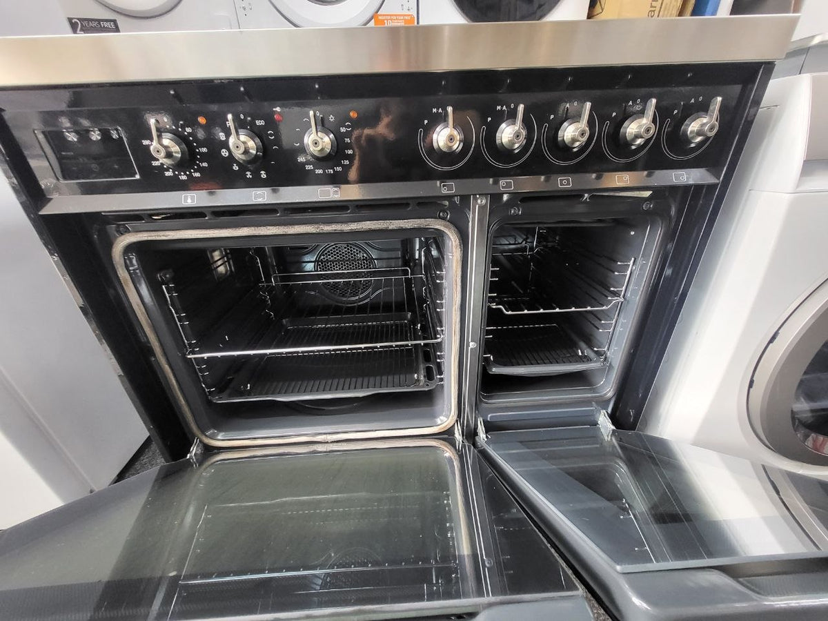 0cm H: 9Smeg Induction cooker W: 90cm D: 60cm Model number: C92IPBL9-1