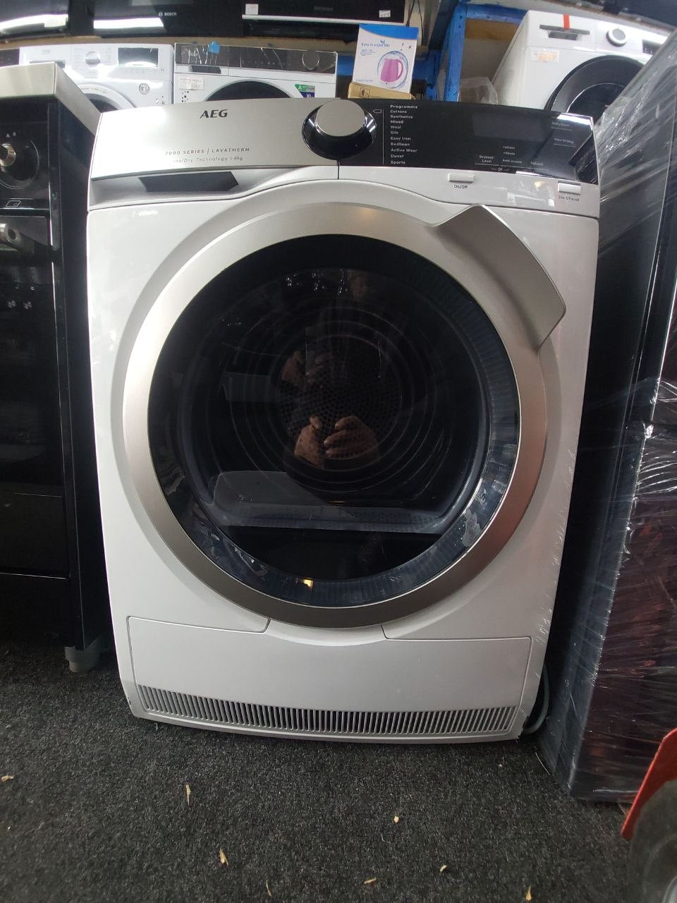 AEG 8kg heat pump Tumble Dryer Series 7000