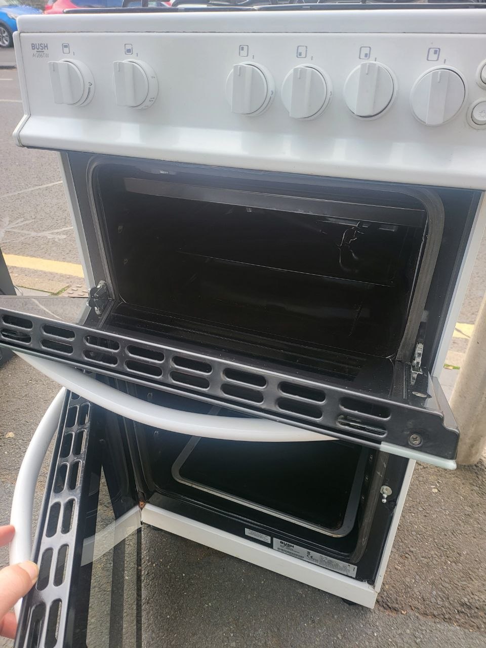 Bush twin gas cooker 50cm fully working Second hand