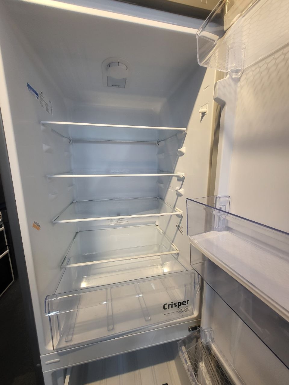 Beko Fridge/Freezer with Water dispenser H: 180cm W: 54cm