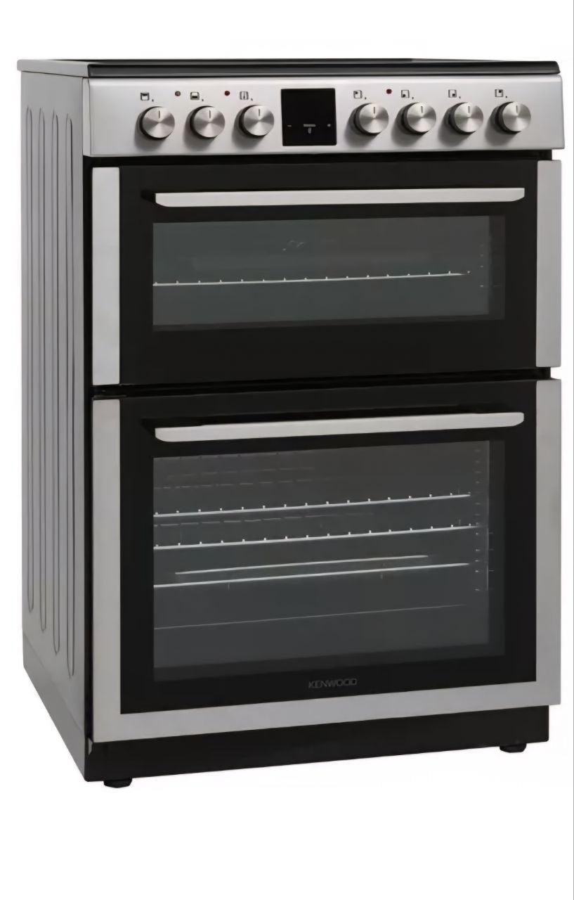 This Kenwood cooker's 69-litre and 39-litre spacious ovens 4 GAS BURNERS