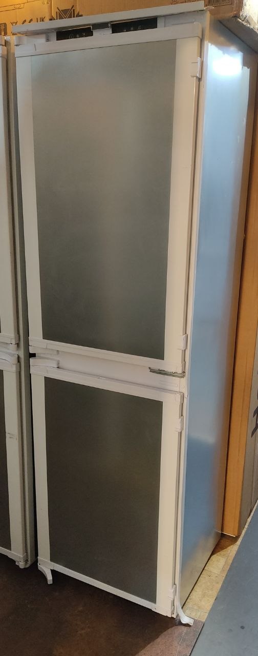 Bloomberg Integrated Fridge/Freezer £249