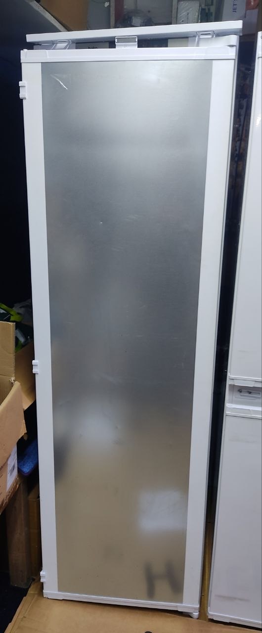 beko tall integrated freezer £249