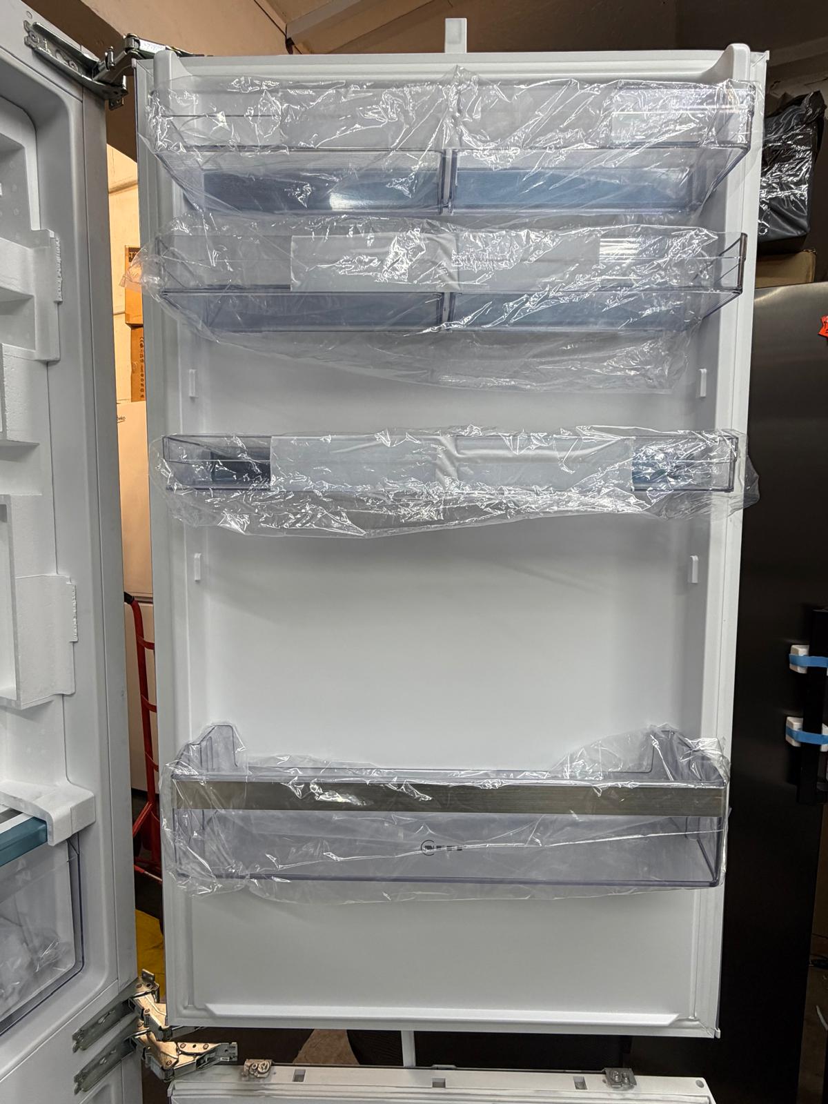 Neff N70 KB7966DD0 Fully Integrated 70/30 Fridge-Freezer – Fixed Hinge