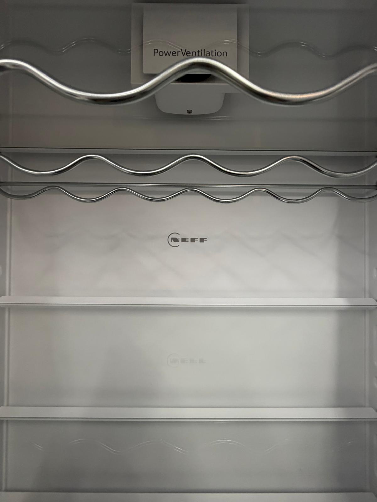 Neff N70 KB7966DD0 Fully Integrated 70/30 Fridge-Freezer – Fixed Hinge