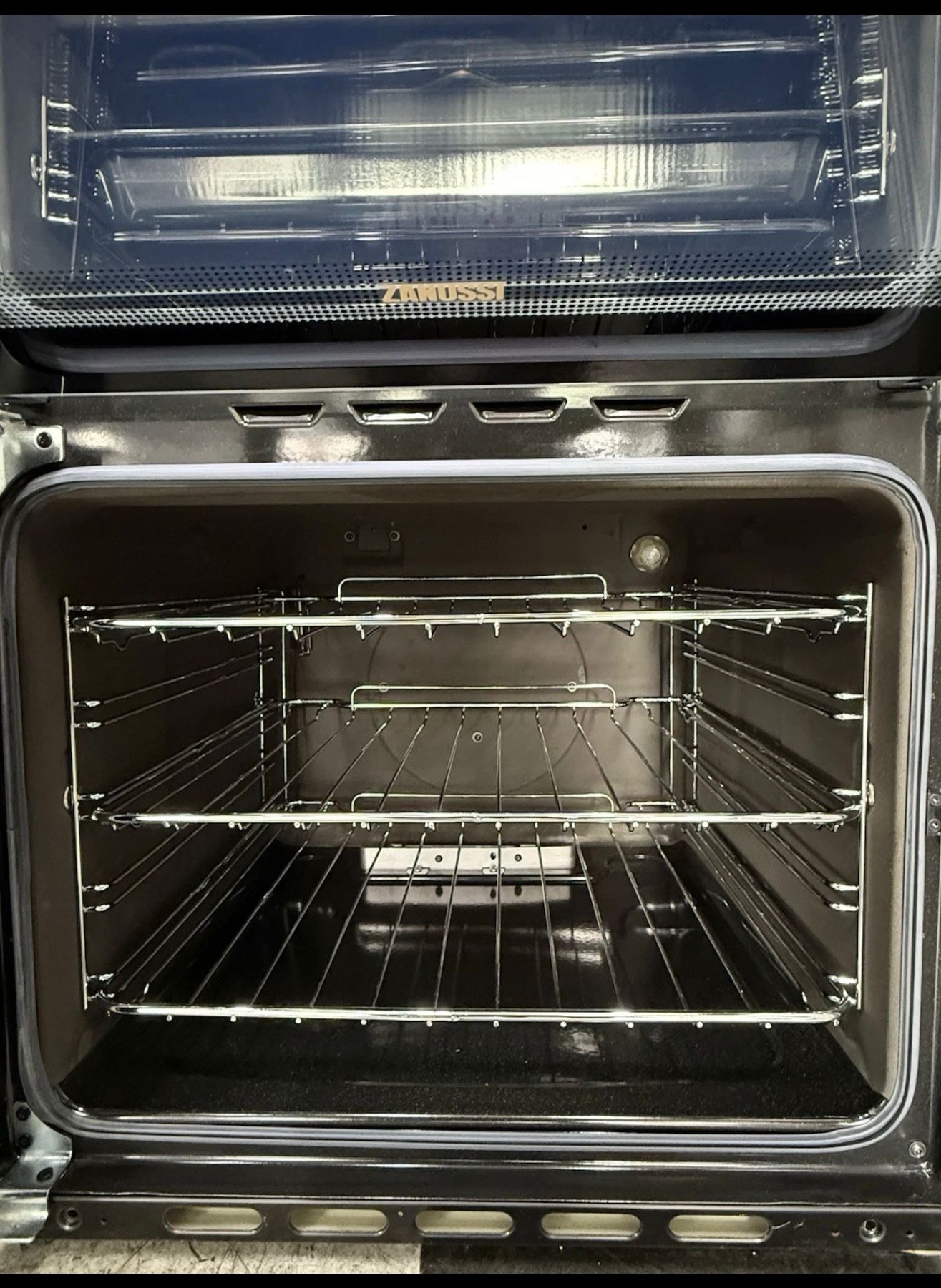 Zanussi ZCG43250WA Gas Cooker with Double Oven White