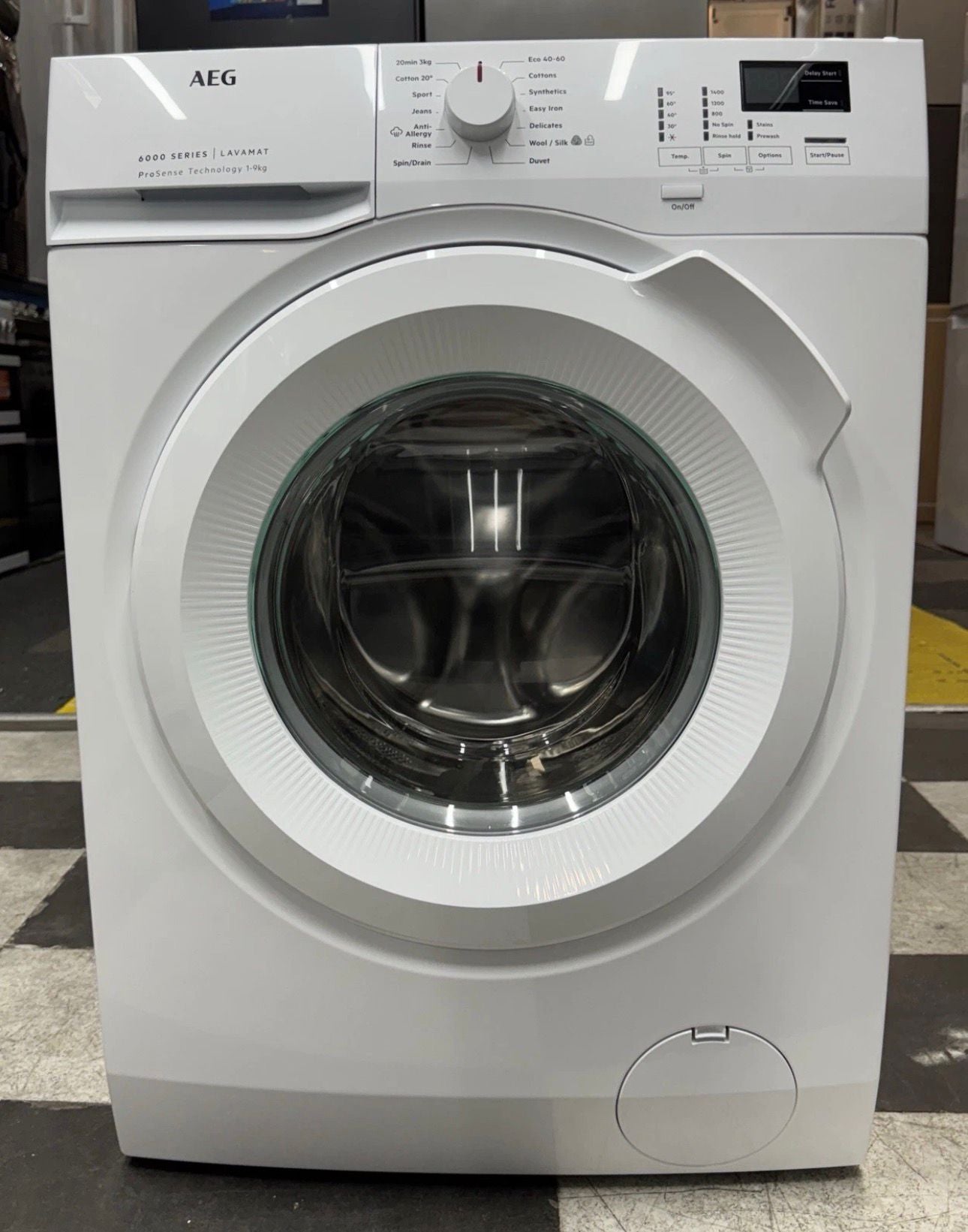 AEG L6FBK941B 9 kg 1400 Spin Washing Machine - White