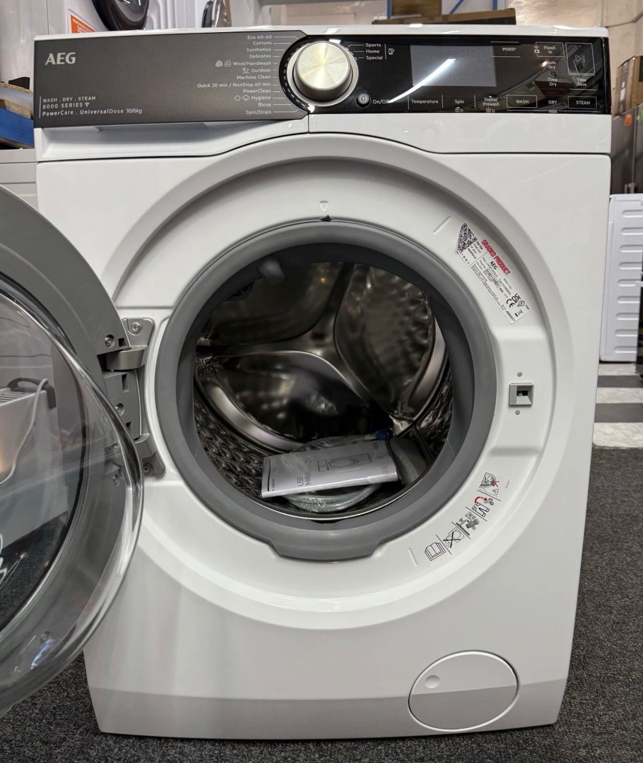 AEG 8000 Series LWR8516O5UD WiFi-enabled 10 kg Washer Dryer - White