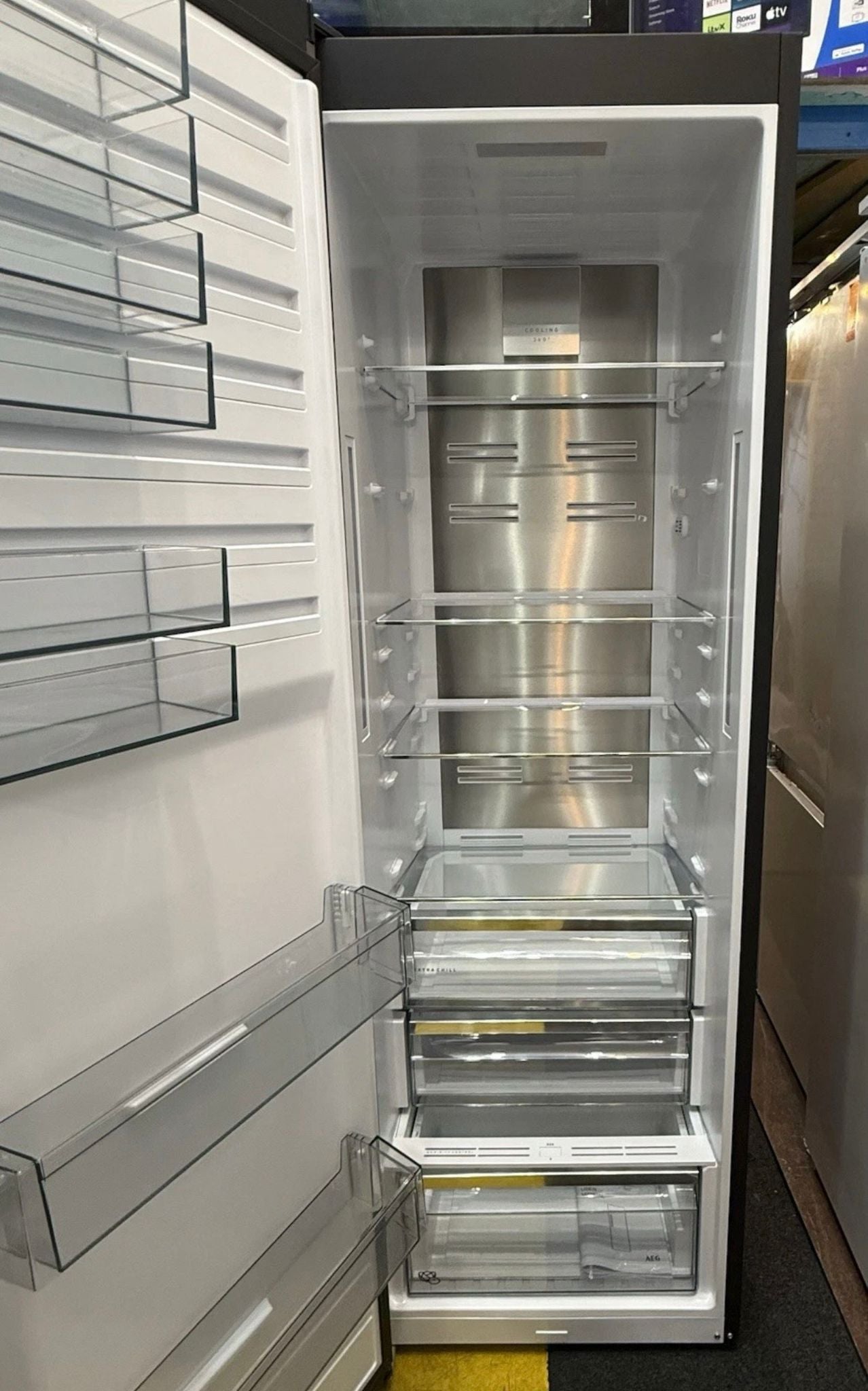 Aeg RKB738E5MB Cabinet Refrigerator, Pro 700, Multiflow, Black Stainless Steel