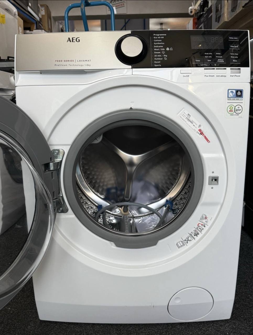 AEG ProSteam L7FEE845R Washing Machine 8kg - White