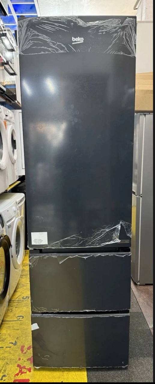 BEKO GNE4603VA 70/30 Fridge Freezer - Anthracite