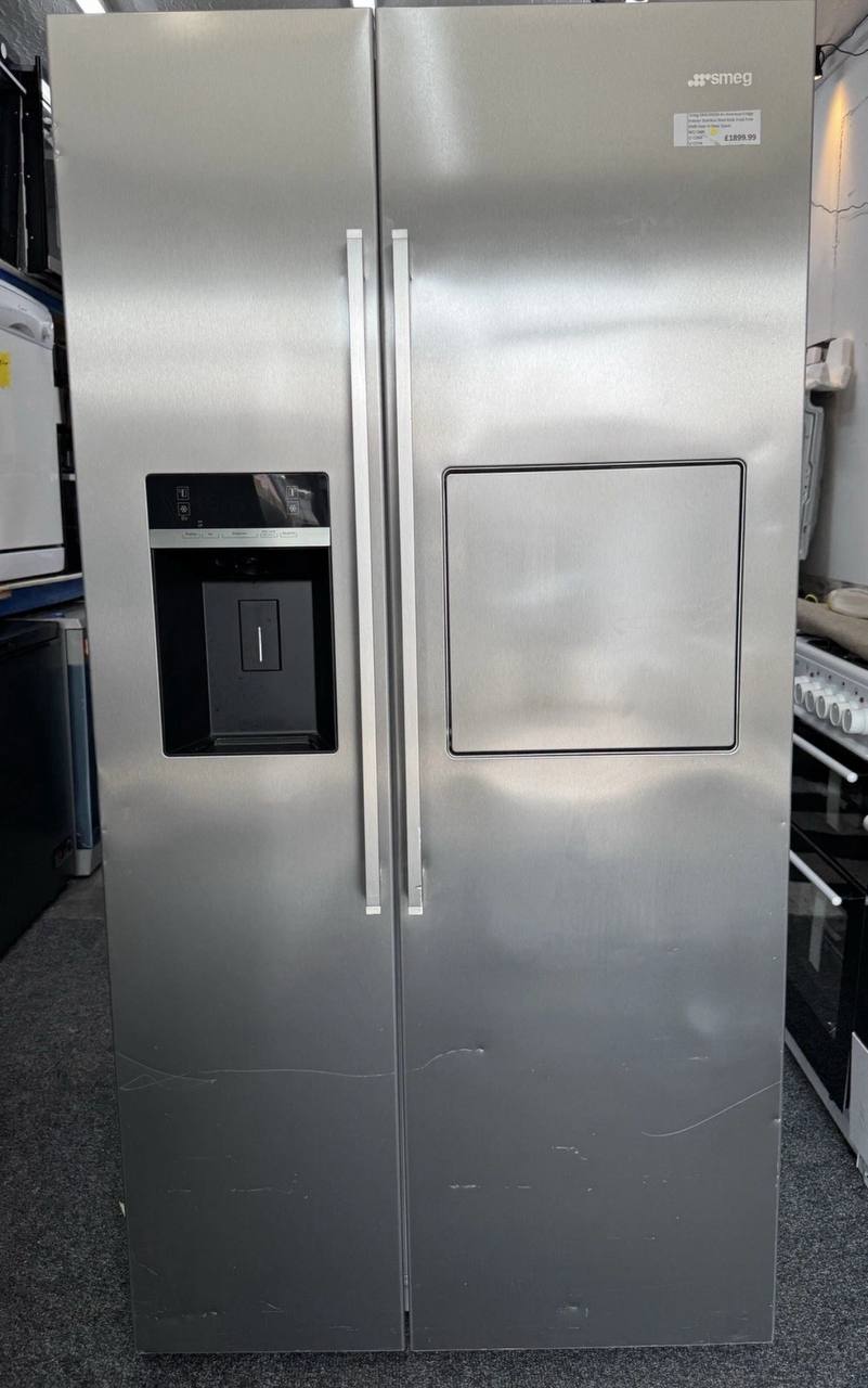 Smeg SBS63XEDH Silver Side-by-side American Fridge Freezer With Homebar